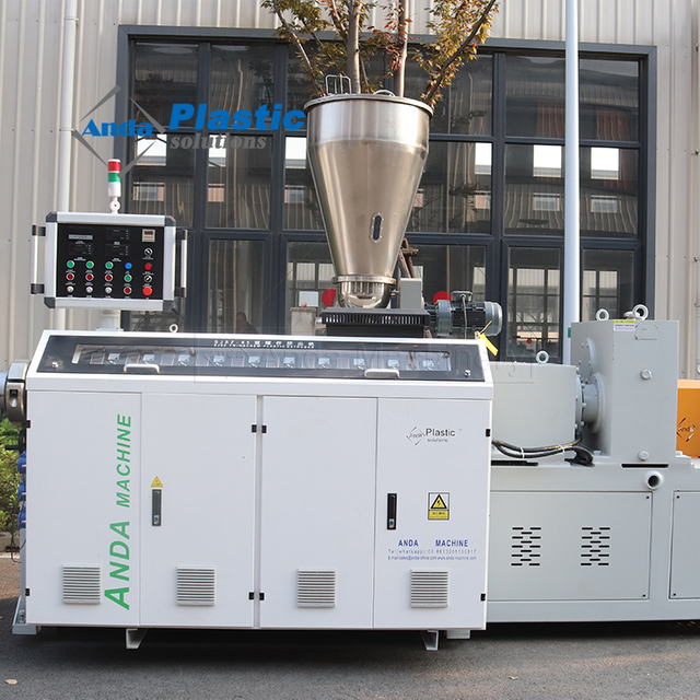 WPC Lover Planels Gall Panel Maceing Machine 