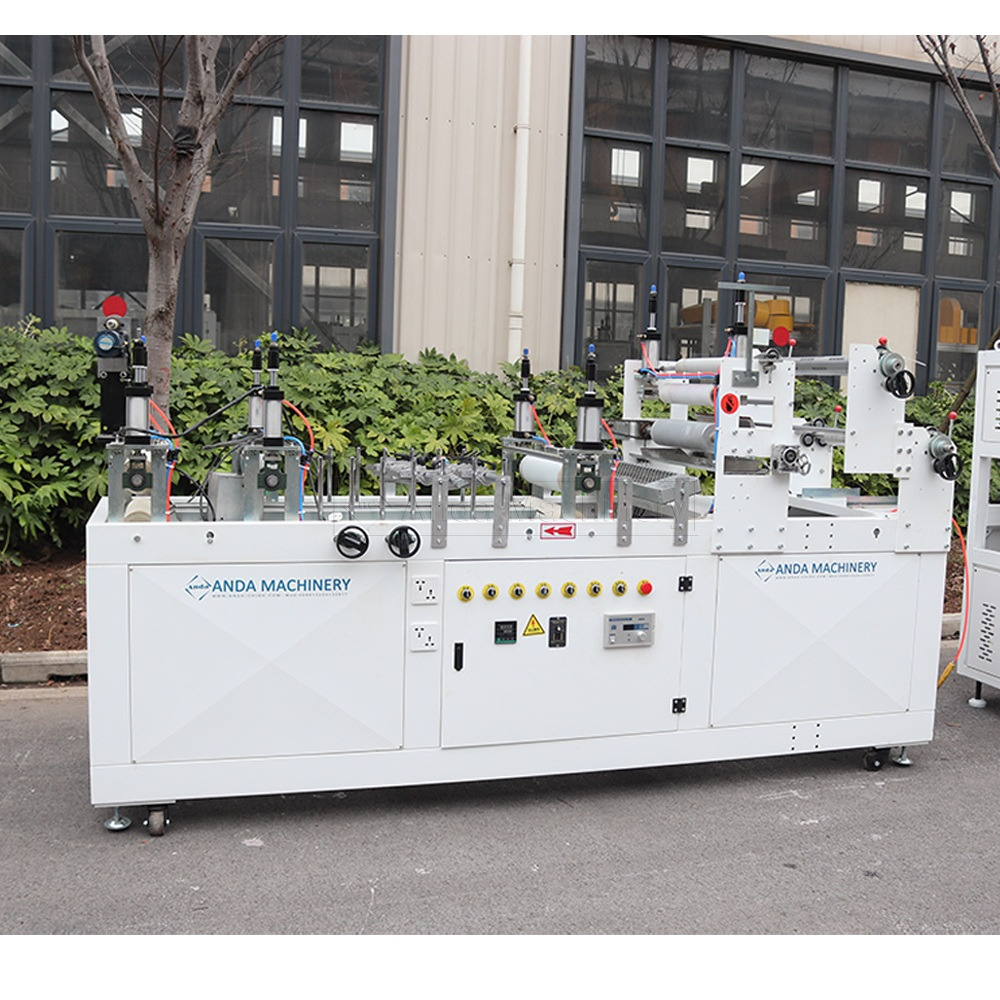 آلة التصفيح عبر الإنترنت للوحة الحائط PVC ولوحة PVC المخددة