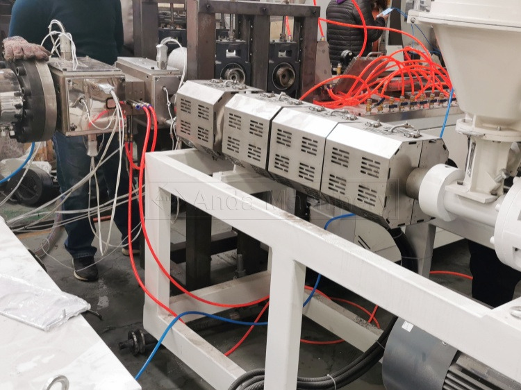 WPC خط WPC، خط بثق الملف الشخصي WPC، آلة بثق الملف الشخصي WPC 